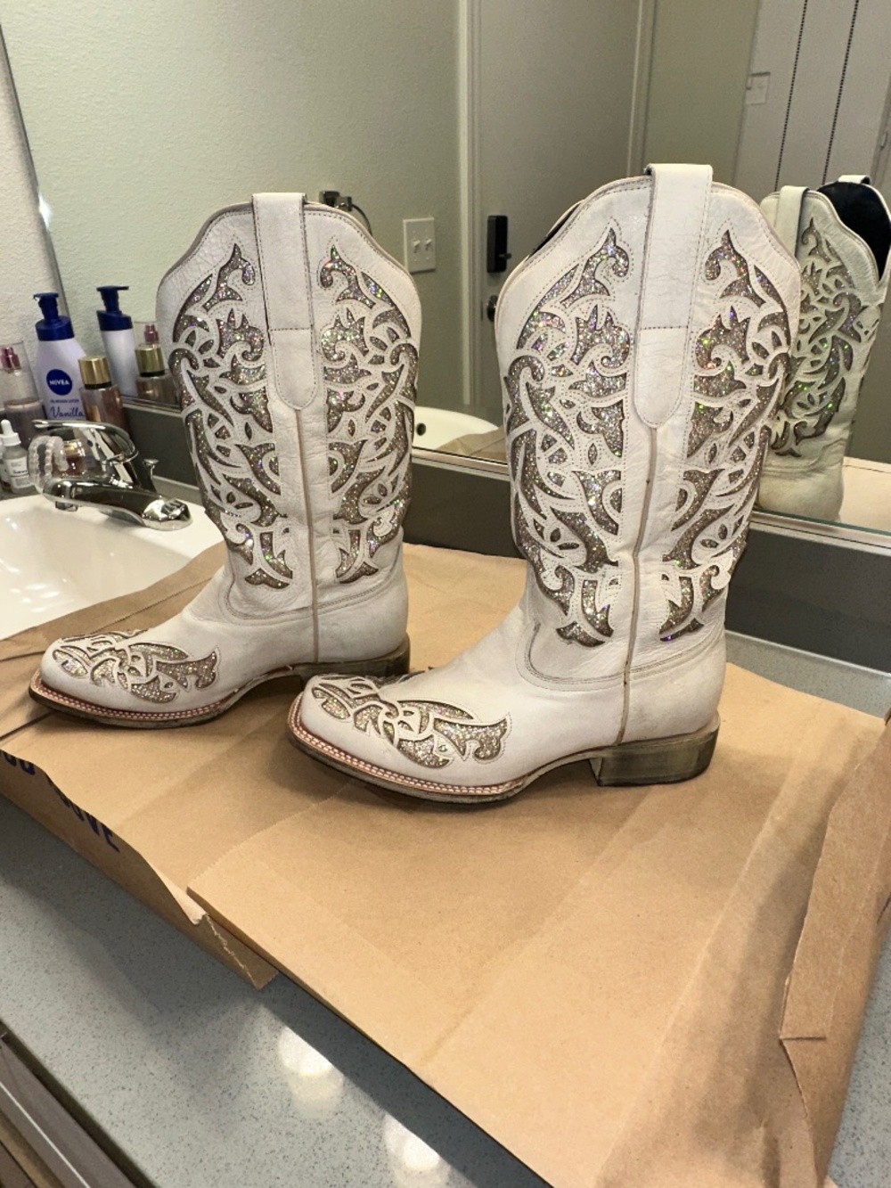 J.B. Dillon White Cowboy Boots Size 10